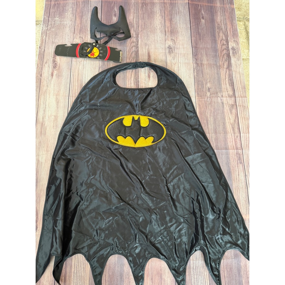 Batman Cape & Mask Set Six Flags Exclusive DC Comics saw Superhero Costume Black